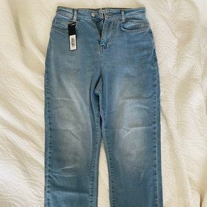 Legend Vintage Wash Mom Jean non-rip